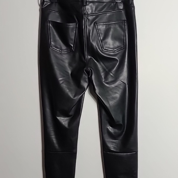7 FOR ALL MANKIND Black Faux Leather Women Skinny Jeans Size Medium - Picture 12 of 14